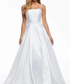 Ashley Lauren - 11095 Square Neck A-line Minimalist Gown