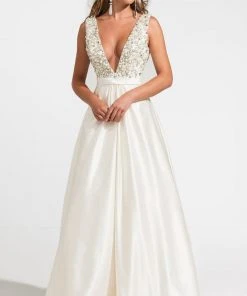 Ashley Lauren - 1121 Beaded V-Neck Ball Gown