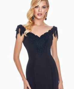 Ashley Lauren - 1522 Beaded Fringe Appliqued Mermaid Gown