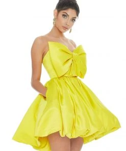 Ashley Lauren - 4218 Bowed Strapless A-Line Cocktail Dress