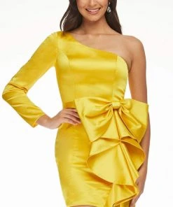 Ashley Lauren - 4463 Asymmetrical Fitted Cocktail Dress