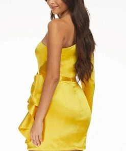 Ashley Lauren - 4463 Asymmetrical Fitted Cocktail Dress