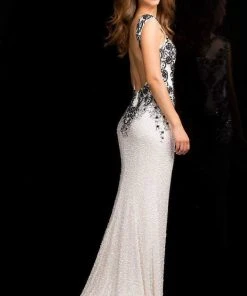 SCALA BG Haute - 48719 Artistic Embellished Sleeveless Gown