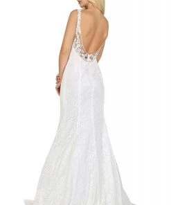 Dancing Queen - 151 Lace V-neck Mermaid Dress With Train