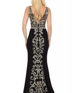 Dancing Queen - 2912 Sleeveless V Neck Lace Applique Long Prom Dress