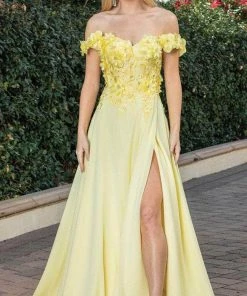 Dancing Queen 4268 - Floral Detailed Off Shoulder Prom Dress