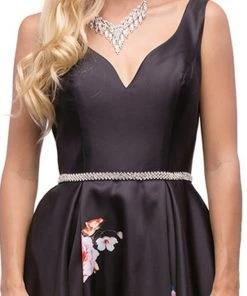 Dancing Queen - 9920 Attractive Long V-Neck Floral Print Prom Dress