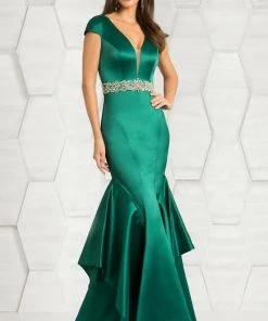 Feriani Couture - 18582 Ruffled Deep V-Neck Mermaid Dress