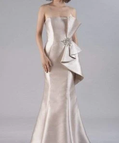 Feriani Couture - 20507 Strapless Jeweled Bow Gown