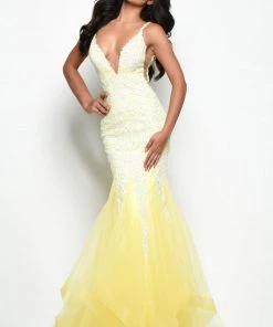 Jasz Couture - 7069 Beaded Lace Trumpet Evening Dress