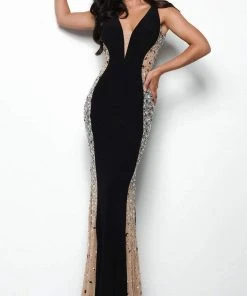 Jasz Couture - 7078 Plunging Beaded Jersey Sheath Gown