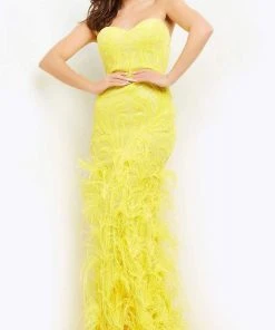 Jovani - 05667 Embellished Sweetheart Feathered Dress With Train