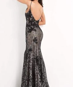 Jovani - 06438 Spaghetti Strap V-Neck Lace Mermaid Dress