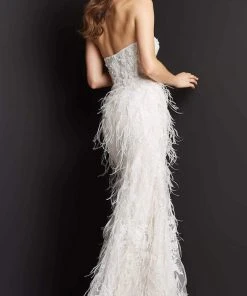 Jovani - 07914 Embroidered Sweetheart Fringed Gown