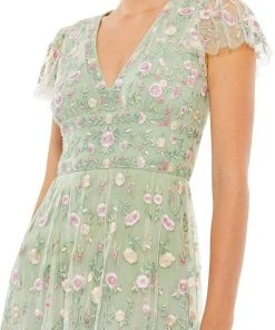 Mac Duggal - 35104 Deep V-Neck Floral Sheath Dress