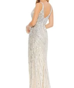 Mac Duggal - 5372 Sequined Plunging V Neck Fitted Dress