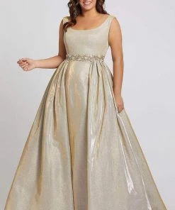 Mac Duggal Fabulouss - 66817F Jeweled Scoop Metallic Brocade Ballgown