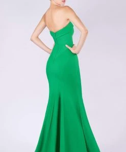 MNM COUTURE - M0002 Strapless Folded Sweetheart Crepe Mermaid Dress
