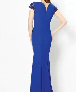 Montage By Mon Cheri - Seamed V Neck Mermaid Dress - 1 Pc Royal Blue In Size 6 Available 5 Montage By Mon Cheri - Seamed V Neck Mermaid Dress - 1 Pc Royal Blue In Size 6 Available