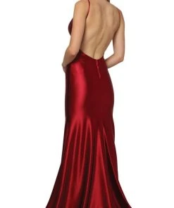 Nox Anabel - C227 Plunging V-neck Trumpet Dress With Open Back 10 Nox Anabel - C227 Plunging V-neck Trumpet Dress With Open Back