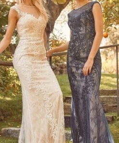 Nox Anabel E1006 - Beaded Applique Evening Dress