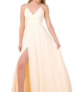 Nox Anabel - R275 Plunging V-neck A-line Dress With Slit