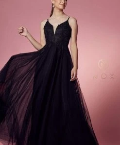 Nox Anabel - R357 Plunging Embroidered Lace Bodice Gown