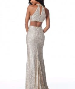 Sherri Hill - 51752 Beaded Plunging Halter V-Neck Dress