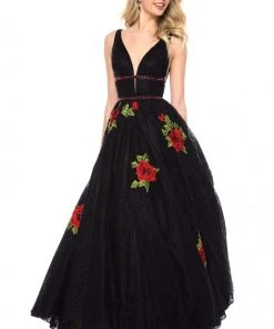 Sherri Hill - 52047 Lace Applique V-Neck Ballgown