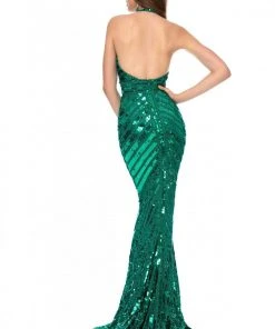 Sherri Hill - 52073 Plunging Halter Allover Sequined Dress