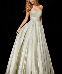 Sherri Hill - 52391 Strapless Sweetheart Pleated Ballgown