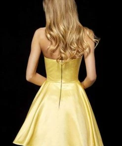 Sherri Hill - 52397 Strapless Fit And Flare Short Satin Dress