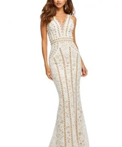 Sherri Hill - 52611 V-Neck Beaded Trumpet Dress