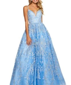 Sherri Hill - 52759 Embroidered Sweetheart Ballgown Dress