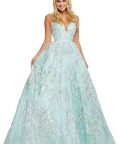 Sherri Hill - 52759 Embroidered Sweetheart Ballgown Dress