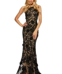 Sherri Hill - 52778 Halter Fitted Lace Dress