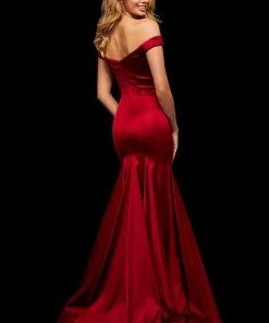 Sherri Hill - 52885 Off-Shoulder Stretch Satin Mermaid Dress