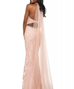 Sherri Hill - 53724 Lace High Halter Neckline Evening Dress