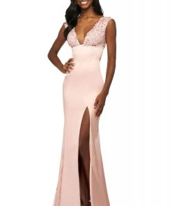Sherri Hill - 53735 Lace Cap Sleeve Plunging V-Neck Dress