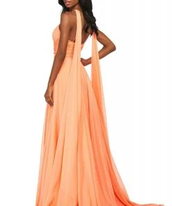 Sherri Hill - 53761 Keyhole Slit Halter Chiffon A-Line Dress