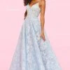 Sherri Hill - 54193 Appliqued Corset Bodice Lace Dress